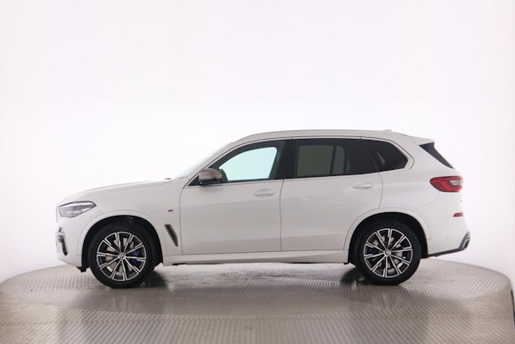 BMW X5 M50i xDrive 3