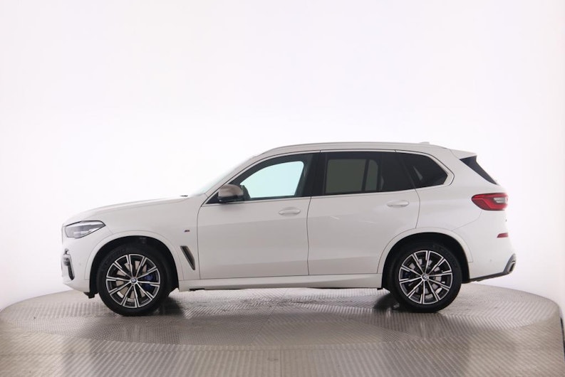 Vehicle image BMW X5