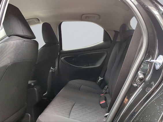 Vehicle image 7