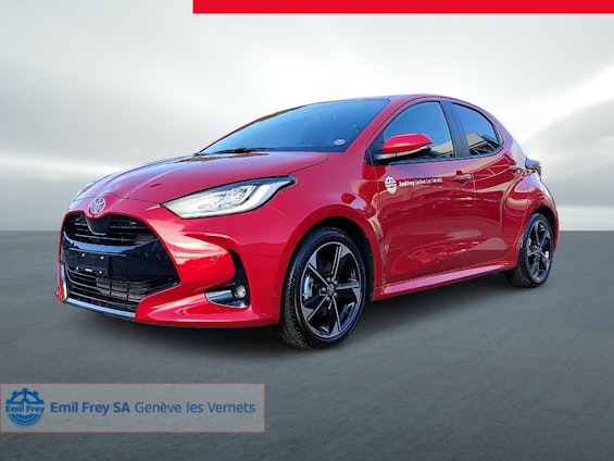 First vehicle image