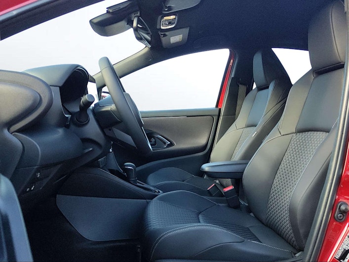 Vehicle image TOYOTA YARIS