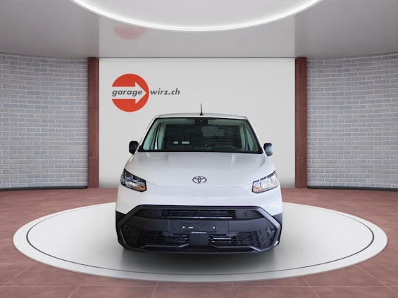 Vehicle image 5 Vehicle image 5