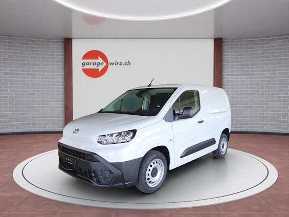 First vehicle image First vehicle image