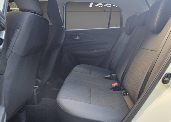 Vehicle image 3 Vehicle image 3