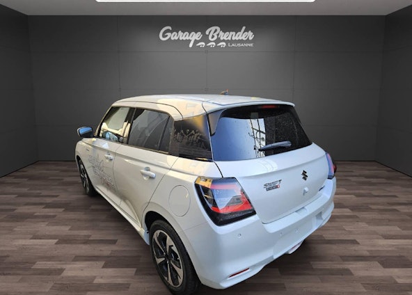 Vehicle image 5 Vehicle image 5