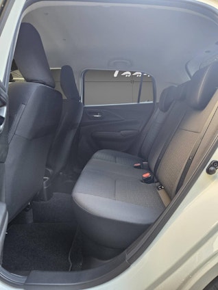 Vehicle image 3 Vehicle image 3