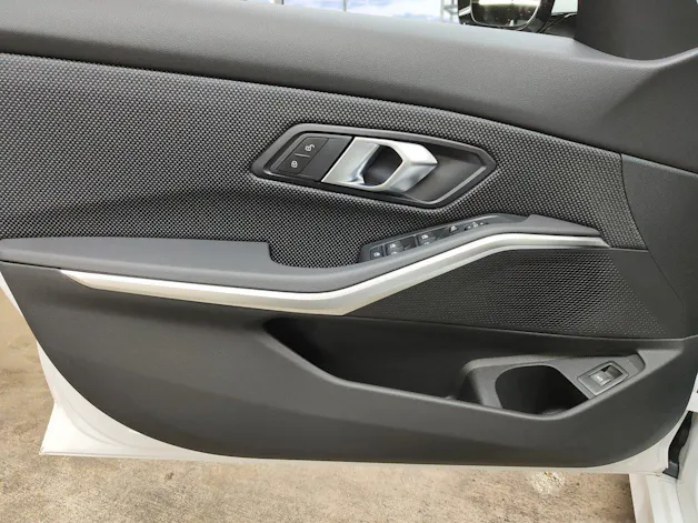 BMW 330d xDrive SAG