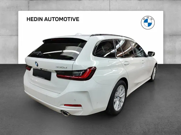 BMW 330d xDrive SAG