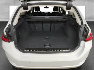 BMW 330d xDrive SAG