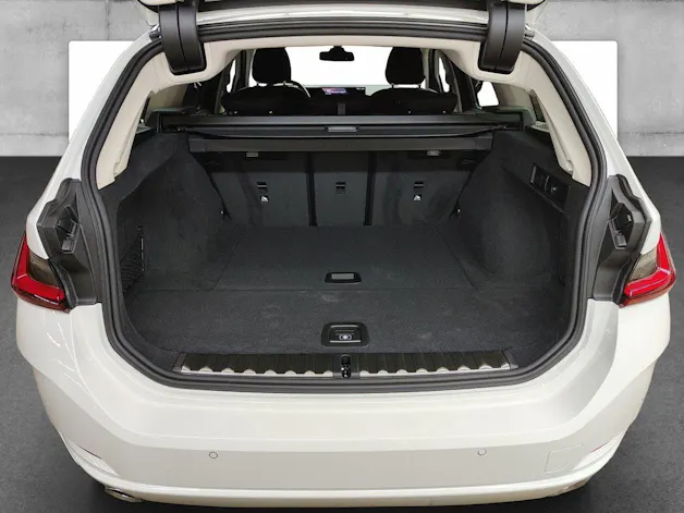 BMW 330d xDrive SAG