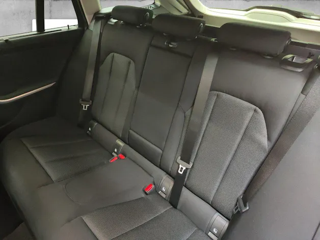 BMW 330d xDrive SAG