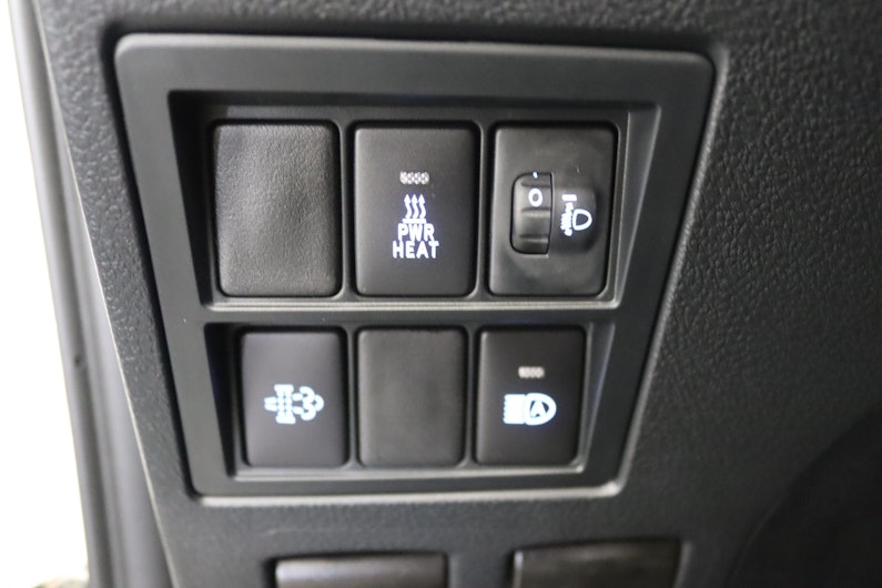 Vehicle image TOYOTA HI-LUX