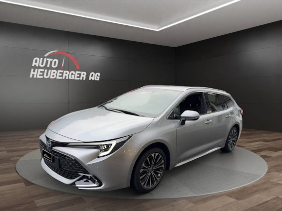 First vehicle image First vehicle image