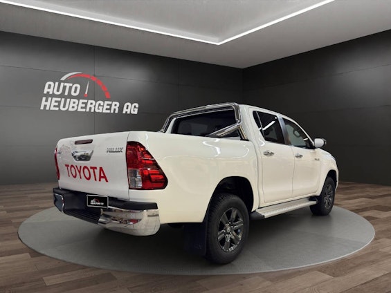 Vehicle image 2 Vehicle image 2