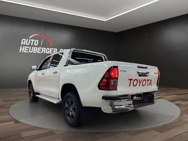 Toyota Hilux Double Cab.-Pick-up 2.4 D-4D 150 Style