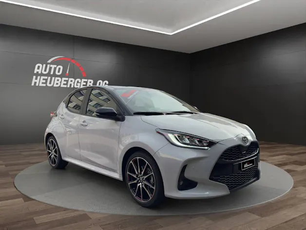 Toyota Yaris 1.5 VVT-i HSD GR Sport