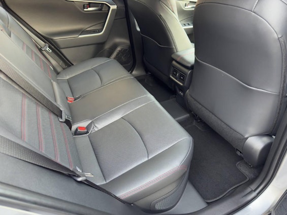 Vehicle image 8 Vehicle image 8