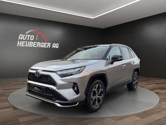 First vehicle image First vehicle image