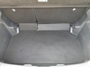 https://vehicle.imgix.net/3852032/16ea9ec1-b87c-412c-854b-9331e58f9a28.jpg