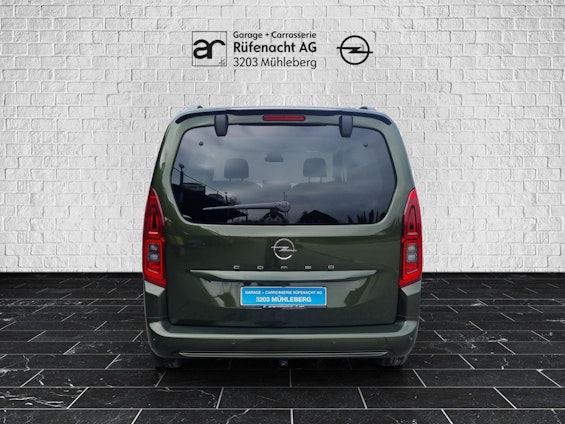 Vehicle image 3 Vehicle image 3