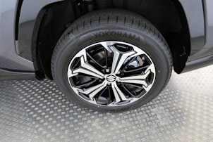 Vehicle image SUZUKI Across 2.5 PHEV Compact Top 4x4