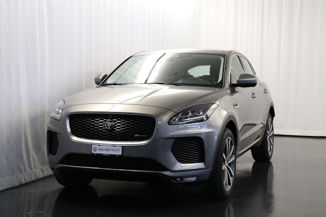 First vehicle image