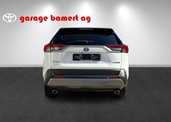 Vehicle image 4 Vehicle image 4