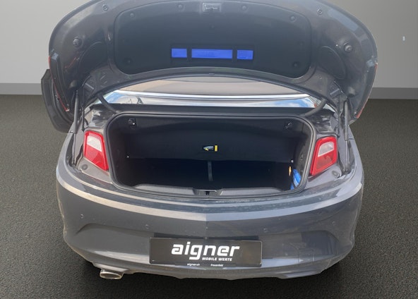 Vehicle image 6 Vehicle image 6