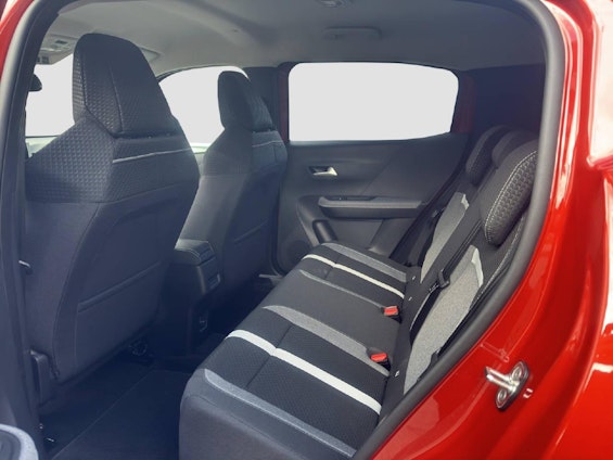 Vehicle image 30 Vehicle image 30