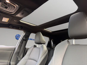 https://vehicle.imgix.net/3852268/6d614159-60b9-4591-9bab-f8a7b4dbf1e2.jpg