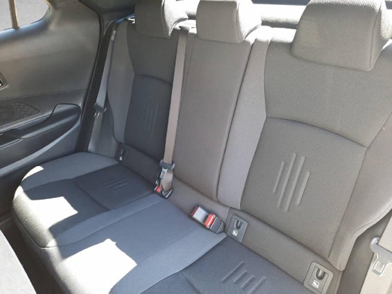 Vehicle image 6 Vehicle image 6