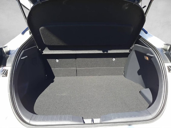 Vehicle image 7 Vehicle image 7