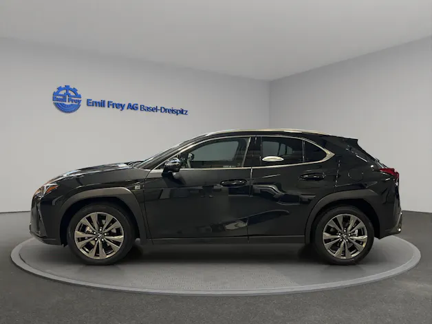 Lexus UX 300h F-Line