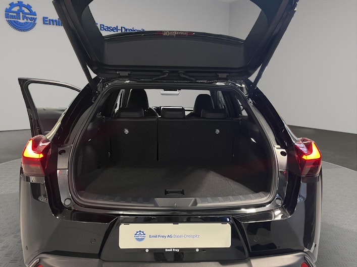 Vehicle image LEXUS UX