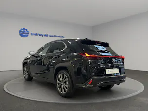 Lexus UX 300h F-Line