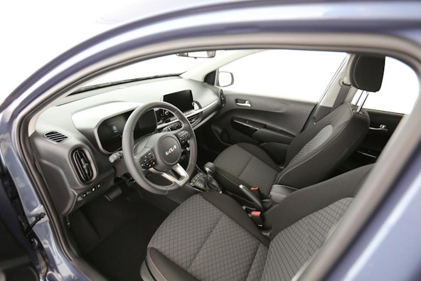 Vehicle image 3 Vehicle image 3