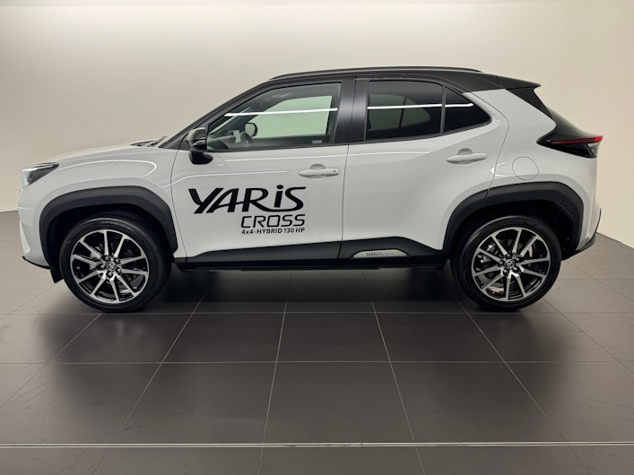 Vehicle image TOYOTA YARIS CROSS