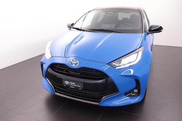 TOYOTA Yaris 1.5 VVT-i HSD Premiere Edition 0