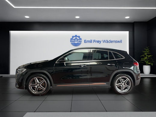 MERCEDES-BENZ GLA 250 AMG Line 4matic 1