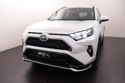 First vehicle image