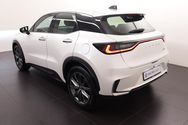 Vehicle image LEXUS LBX