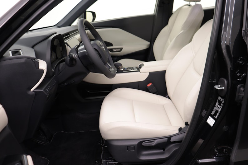 Vehicle image LEXUS LBX