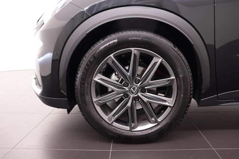 Vehicle image LEXUS LBX