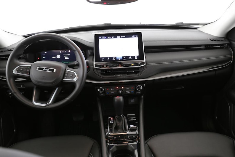 Vehicle image JEEP COMPASS