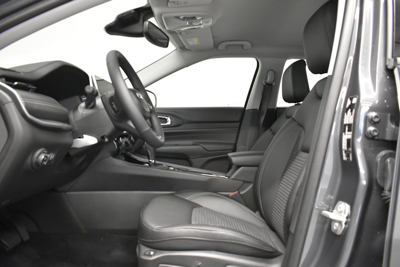 Vehicle image JEEP COMPASS