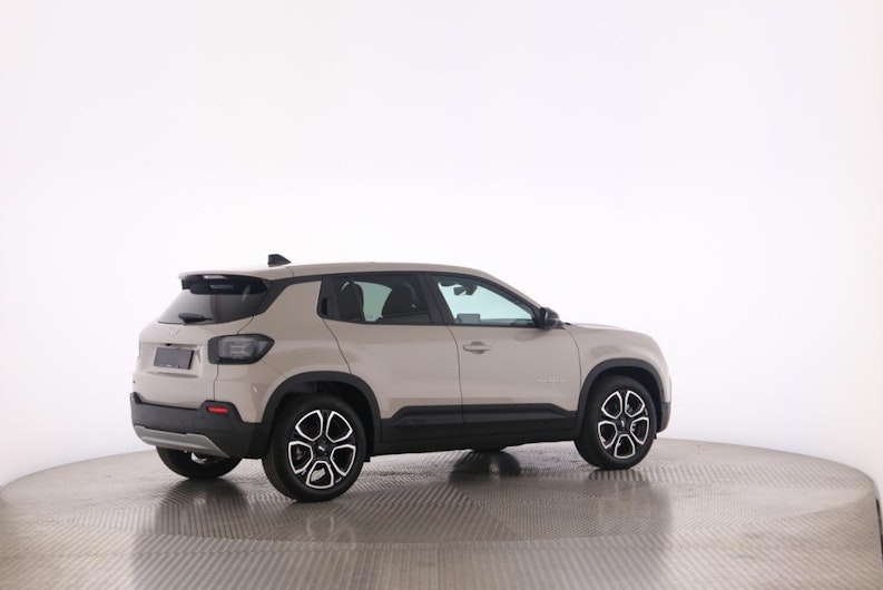 Vehicle image JEEP AVENGER