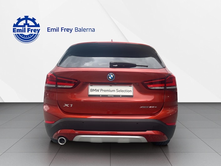 Vehicle image BMW X1