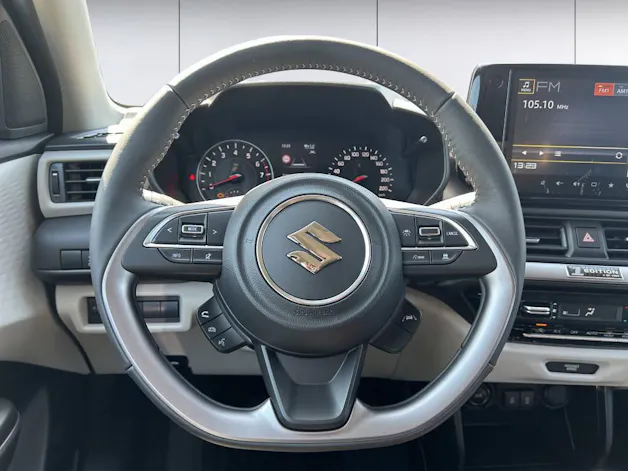 Suzuki Swift 1.2 1st Edition Top Hybrid 4x4