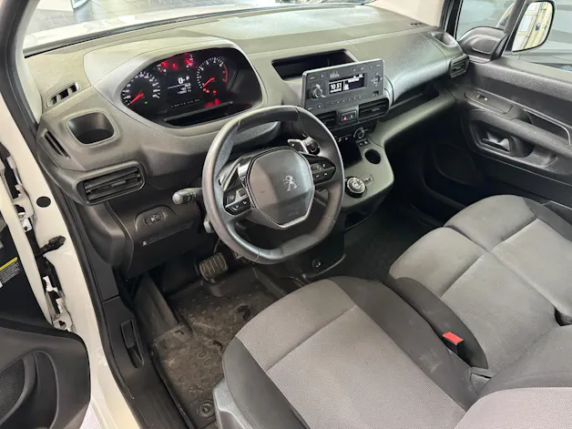 Peugeot Partner Kaw. 650 Standard 1.2 PureTech 130 Premium S/S