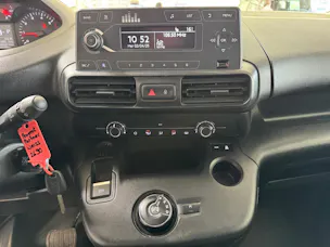 Peugeot Partner Kaw. 650 Standard 1.2 PureTech 130 Premium S/S